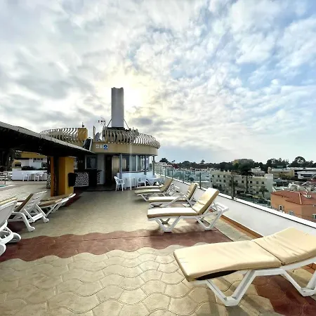 Estudio Familiar Cs, Wifi, Piscina En La Azotea Compartida