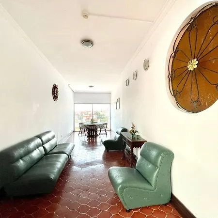 Estudio Familiar Cs, Wifi, Piscina En La Azotea Compartida